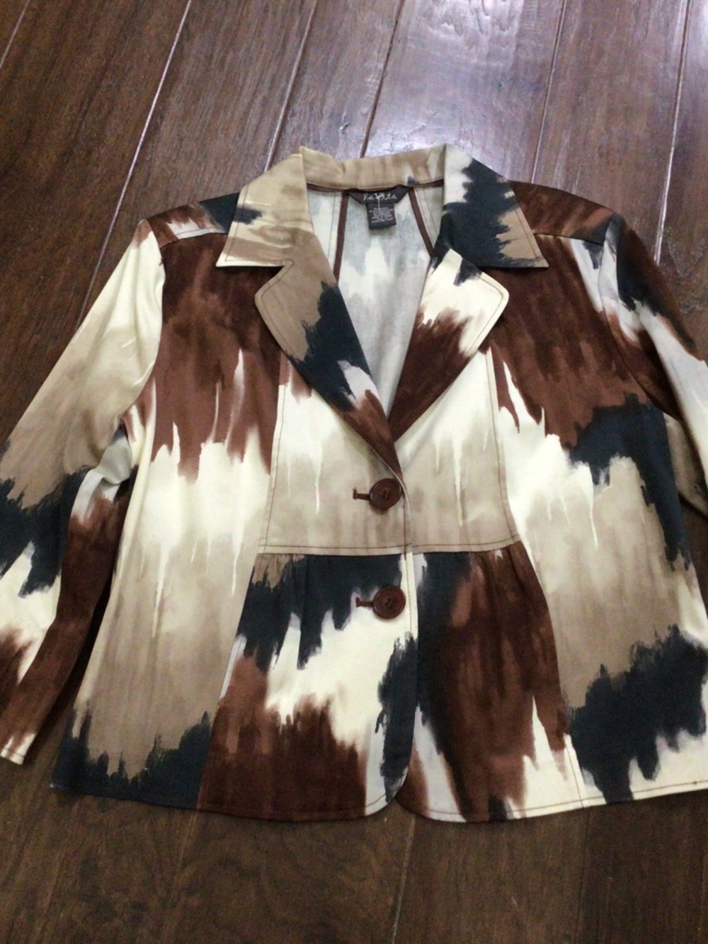 La Vita lightweight blazer. Size m. Great vibrant earth ton  colors. Great shape